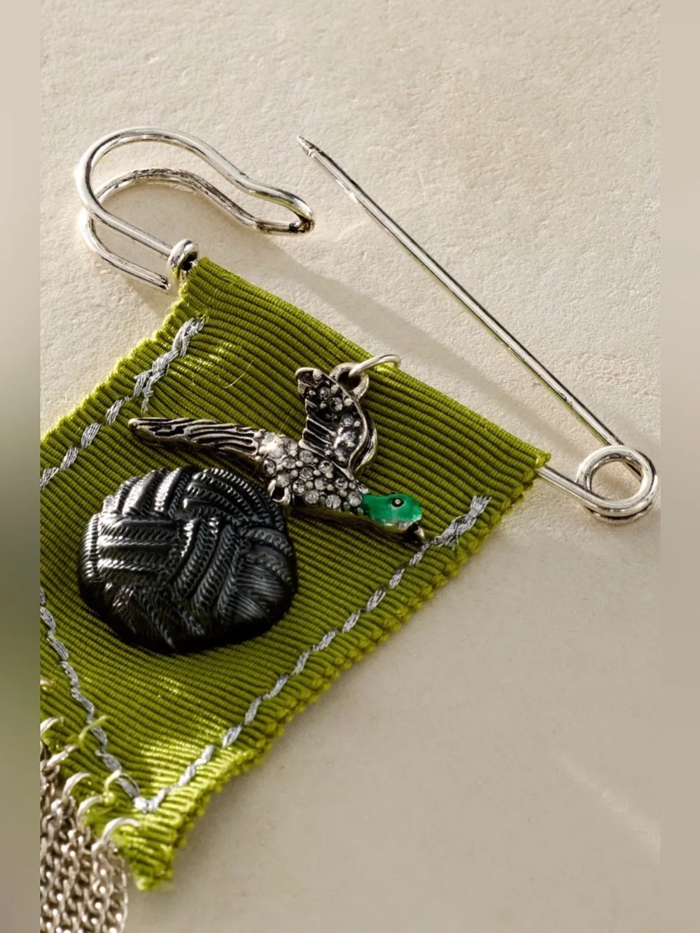 NWT Free People Dutchess Fringe Brooch in Multi Green Silver New $38🚨 Flawed